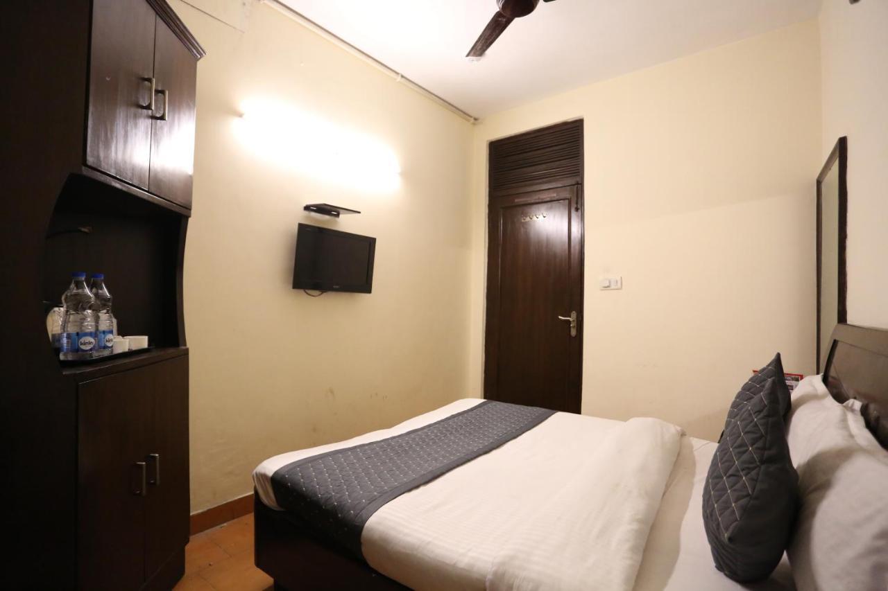 Hotel Gaylord International - New Delhi Bagian luar foto