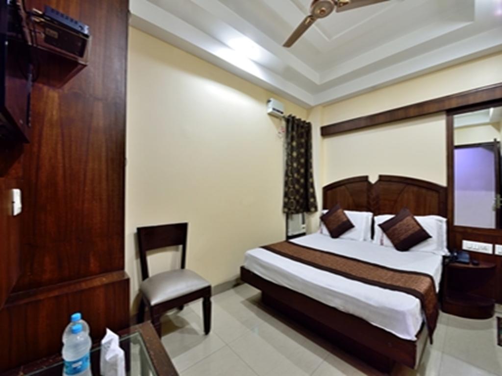 Hotel Gaylord International - New Delhi Bagian luar foto