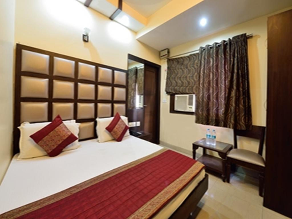Hotel Gaylord International - New Delhi Bagian luar foto